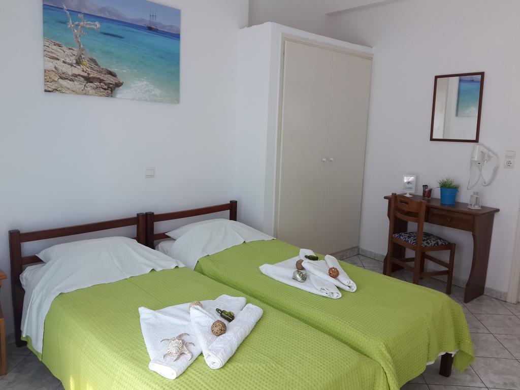 Paros Rooms Dora Buitenkant foto