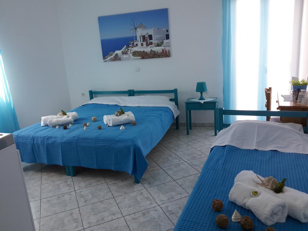 Paros Rooms Dora Buitenkant foto