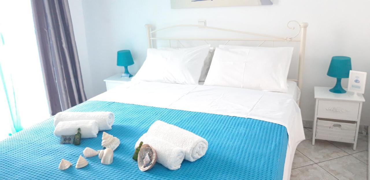 Paros Rooms Dora Buitenkant foto